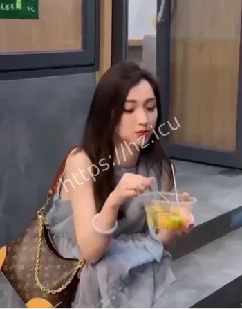 小米SU7人妻销售